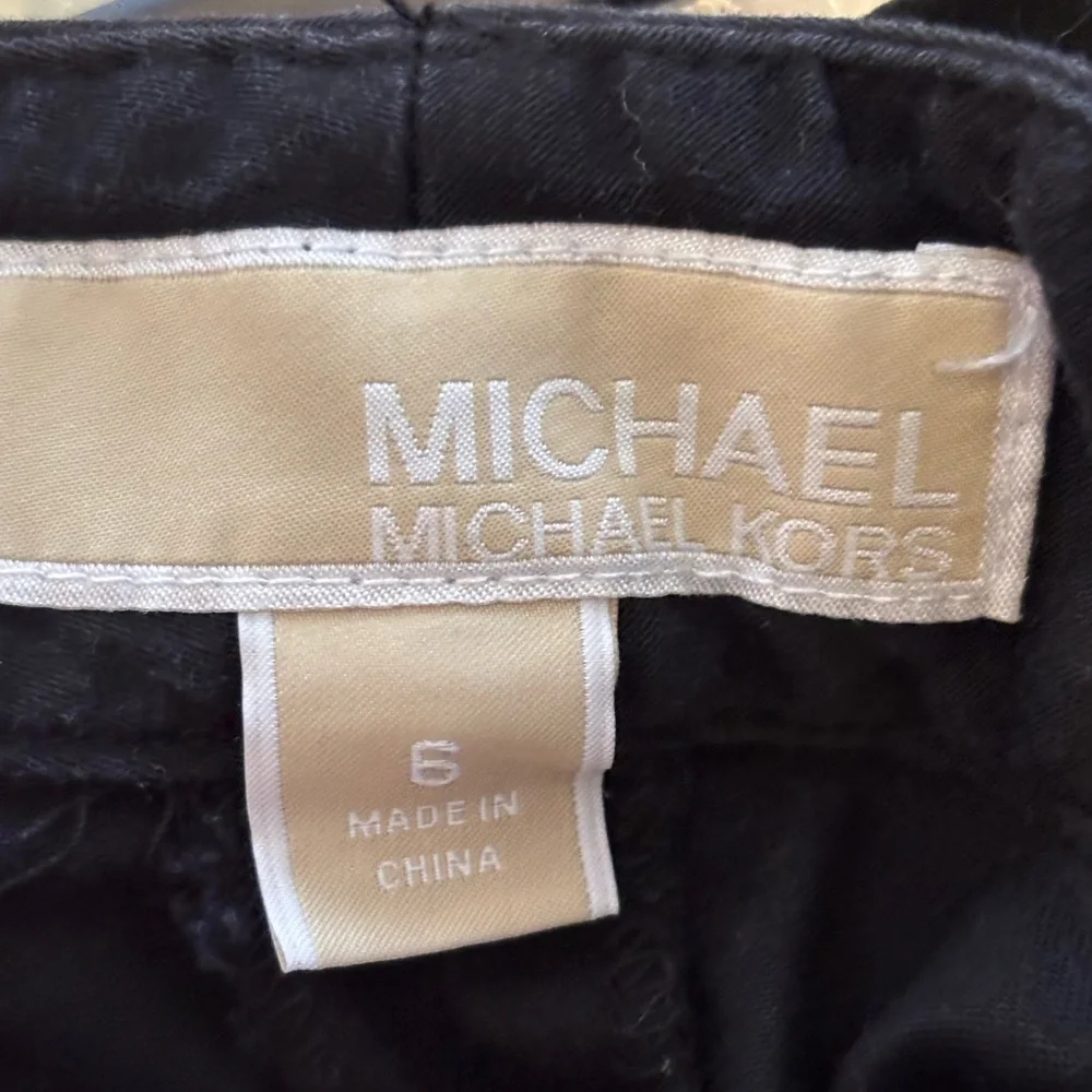 Michael Kors Women's Sz 6 Bermuda Shorts Zip‎ Pockets Stretch Cotton Blend Black